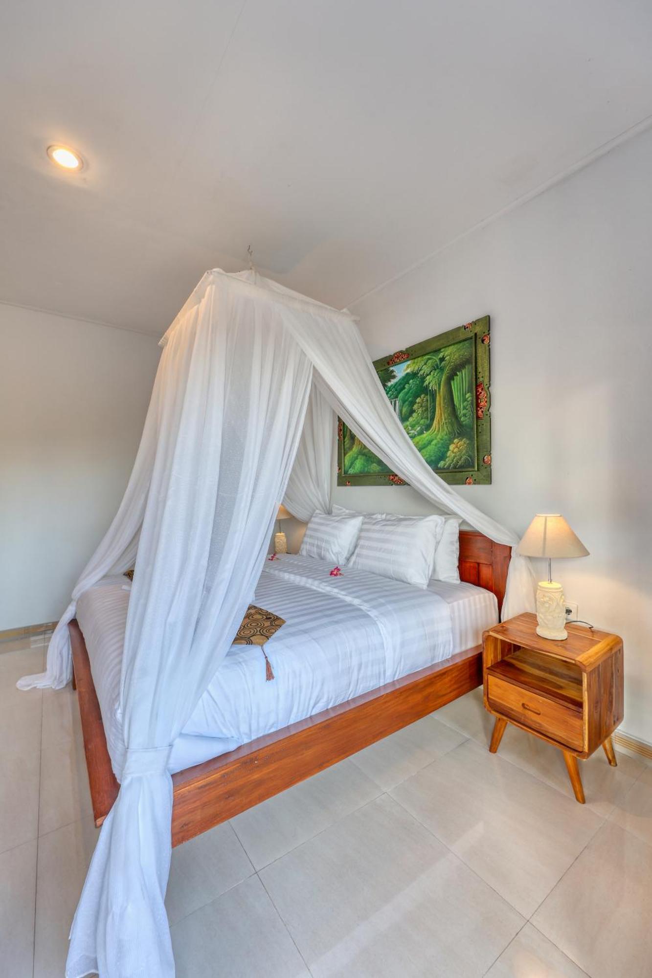 Mt Penida Bungalow Sakti Номер фото